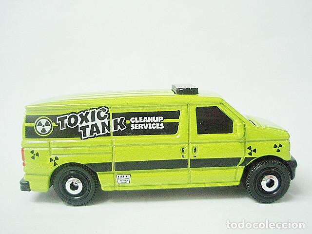 Coches a escala: MATCHBOX MB444 R C * 44 FORD E250 PANEL VAN WITH ROOF LIGHT - Foto 2