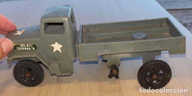 Modellautos: ANTIGUO CAMION MILTAR DE PLASTICO - 18CM X 6CM