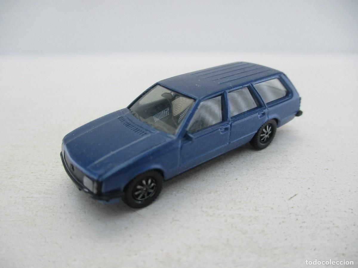 Coches a escala: COCHE ESCALA 1:87 REF B14 - Foto 1