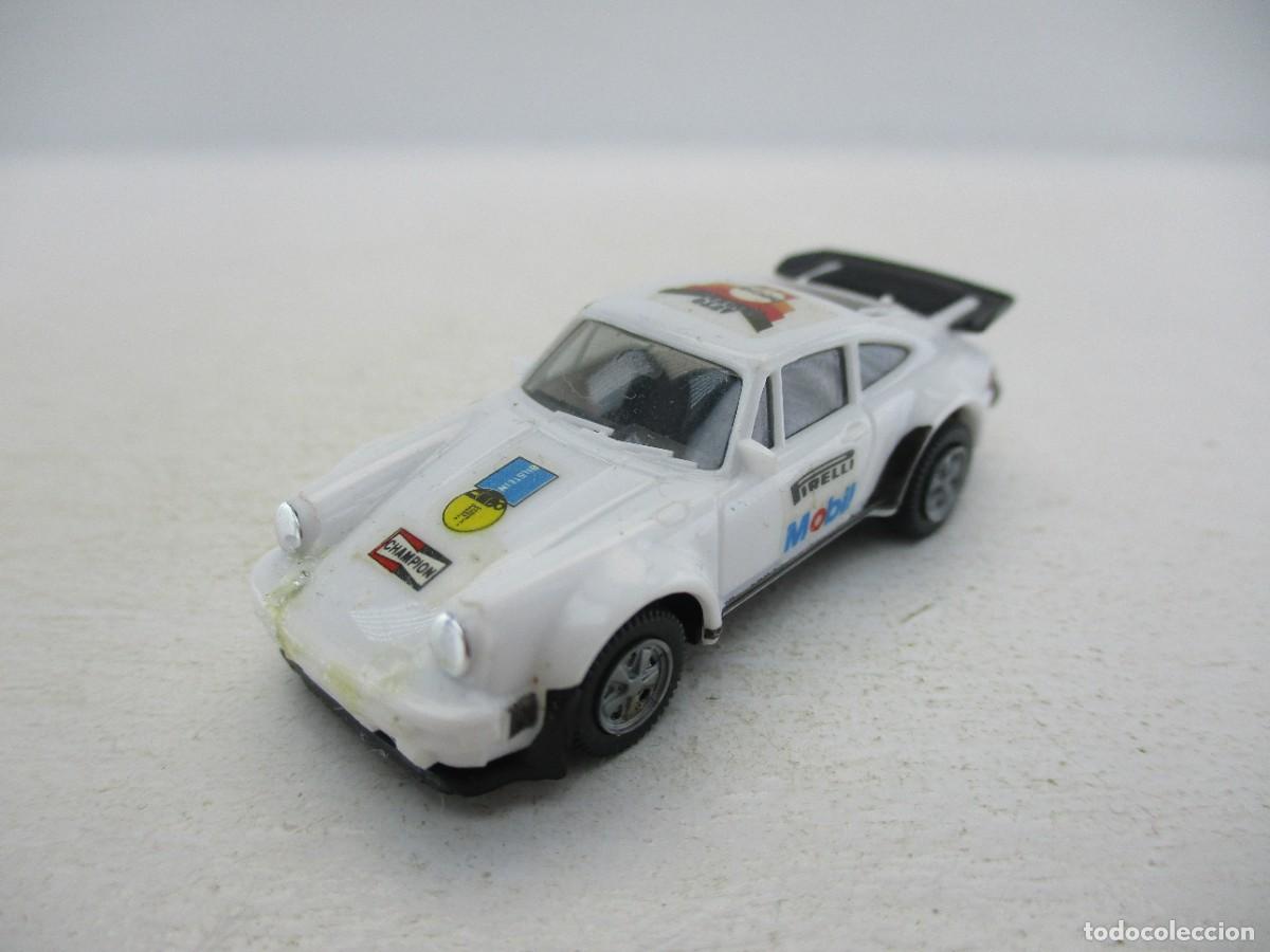 Coches a escala: COCHE ESCALA 1:87 REF B14 - Foto 1