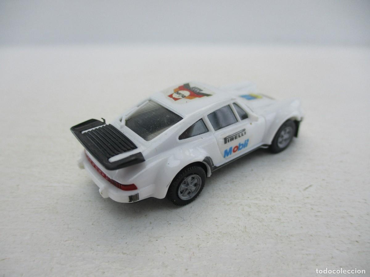 Coches a escala: COCHE ESCALA 1:87 REF B14 - Foto 2