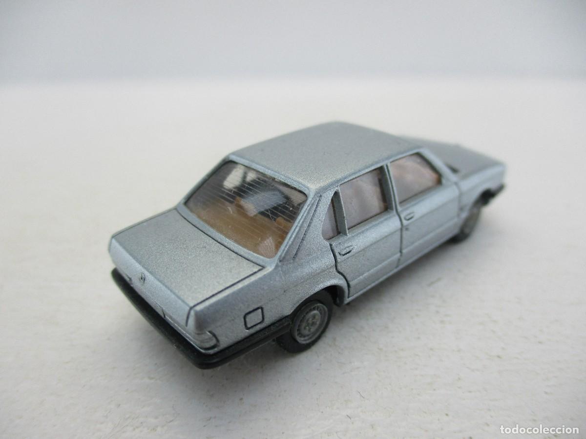 Coches a escala: COCHE ESCALA 1:87 REF B14 - Foto 2