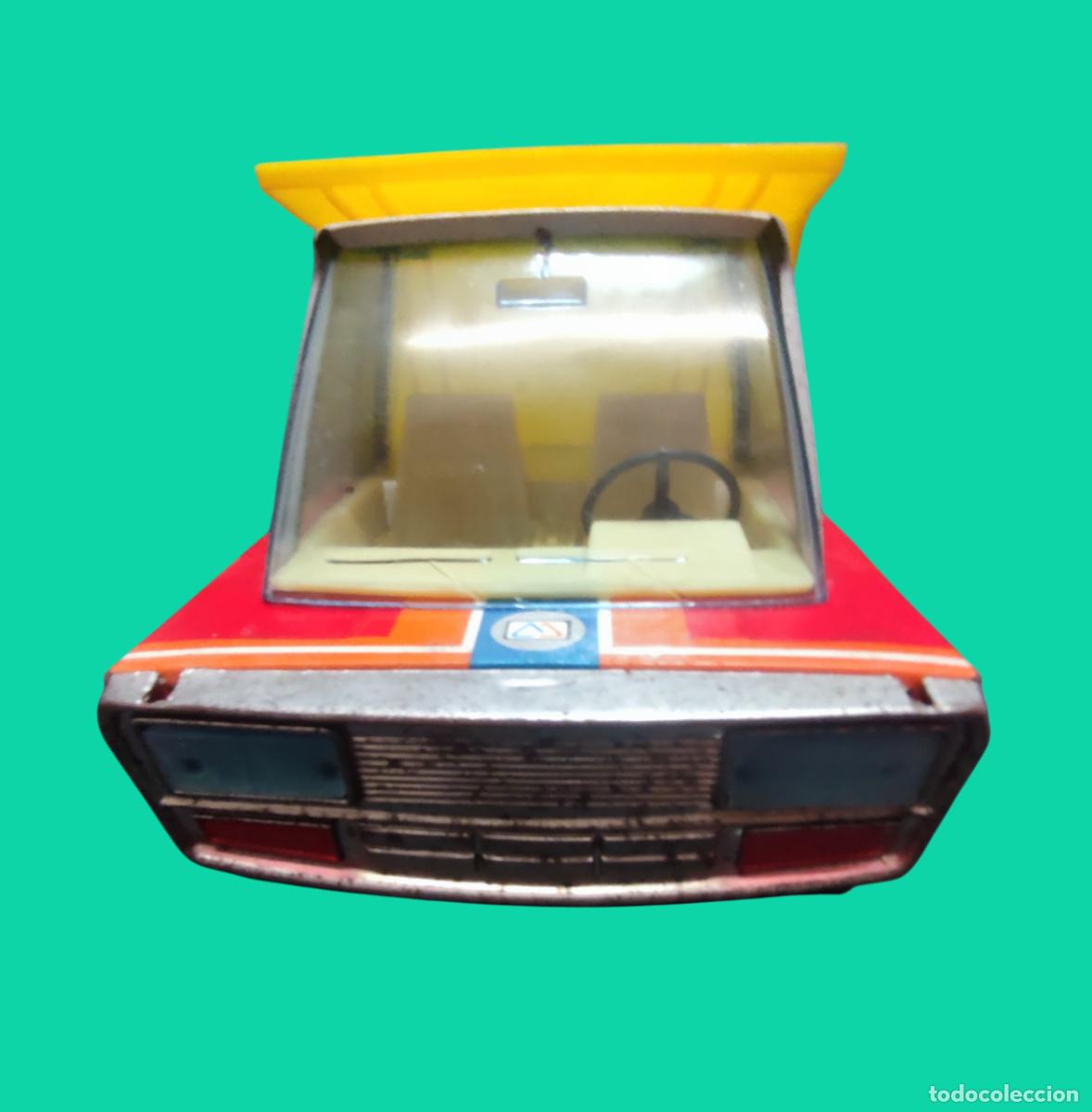 Coches a escala: Antiguo volquete de lata - Foto 4