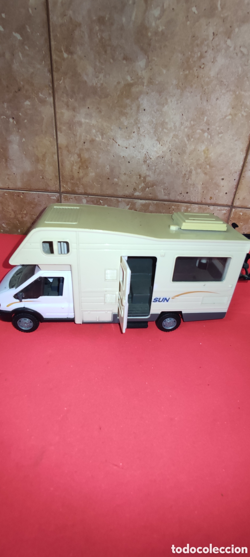 Coches a escala: Autocaravana de juguete - Foto 6