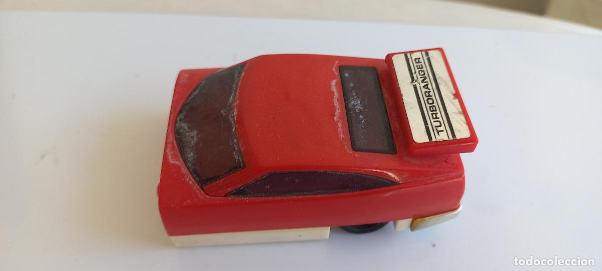 Coches a escala: PARTE DE COCHE DE PL&Aacute;STICO. TURBORANGER. POWER RANGER? - Foto 1
