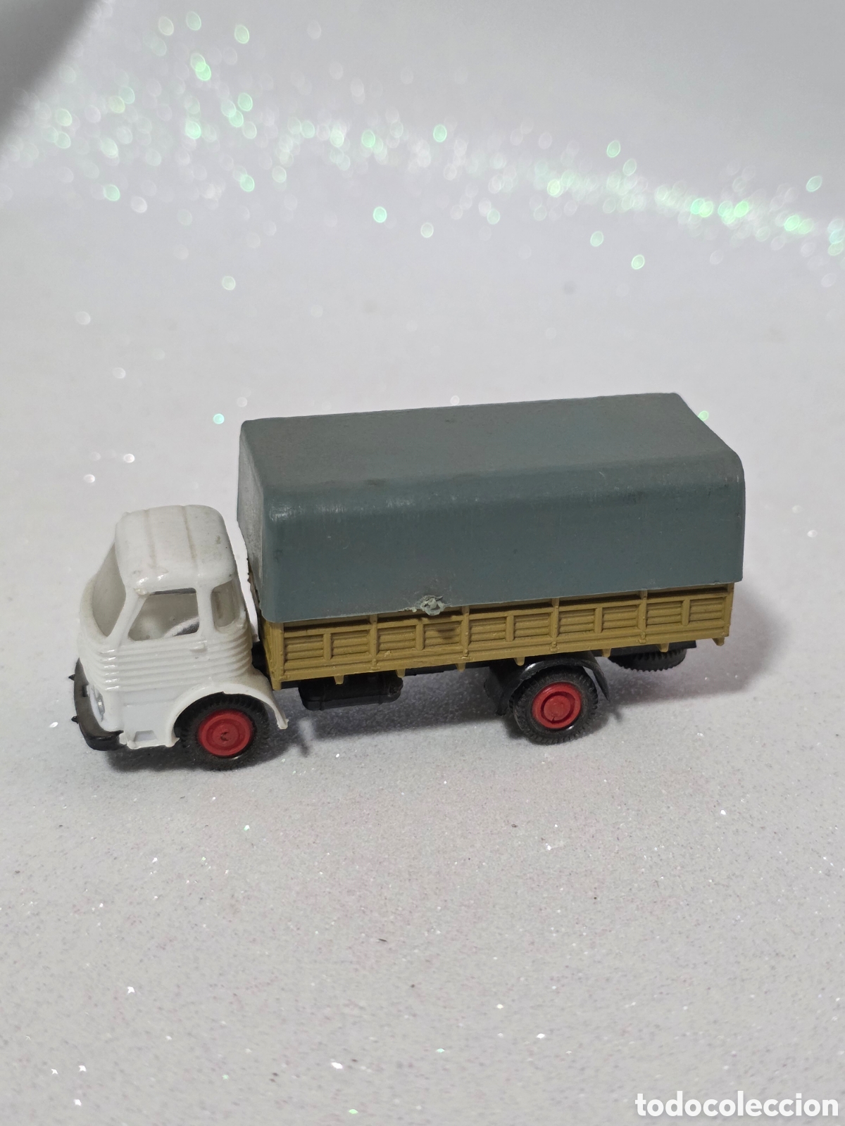 Coches a escala: Pegaso comet Eko 1/86 perfecto - Foto 1