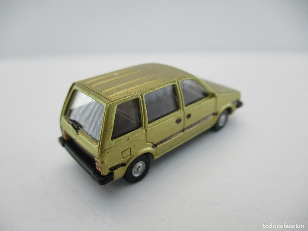 Coches a escala: COCHE ESCALA 1:87 REF B16 - Foto 2