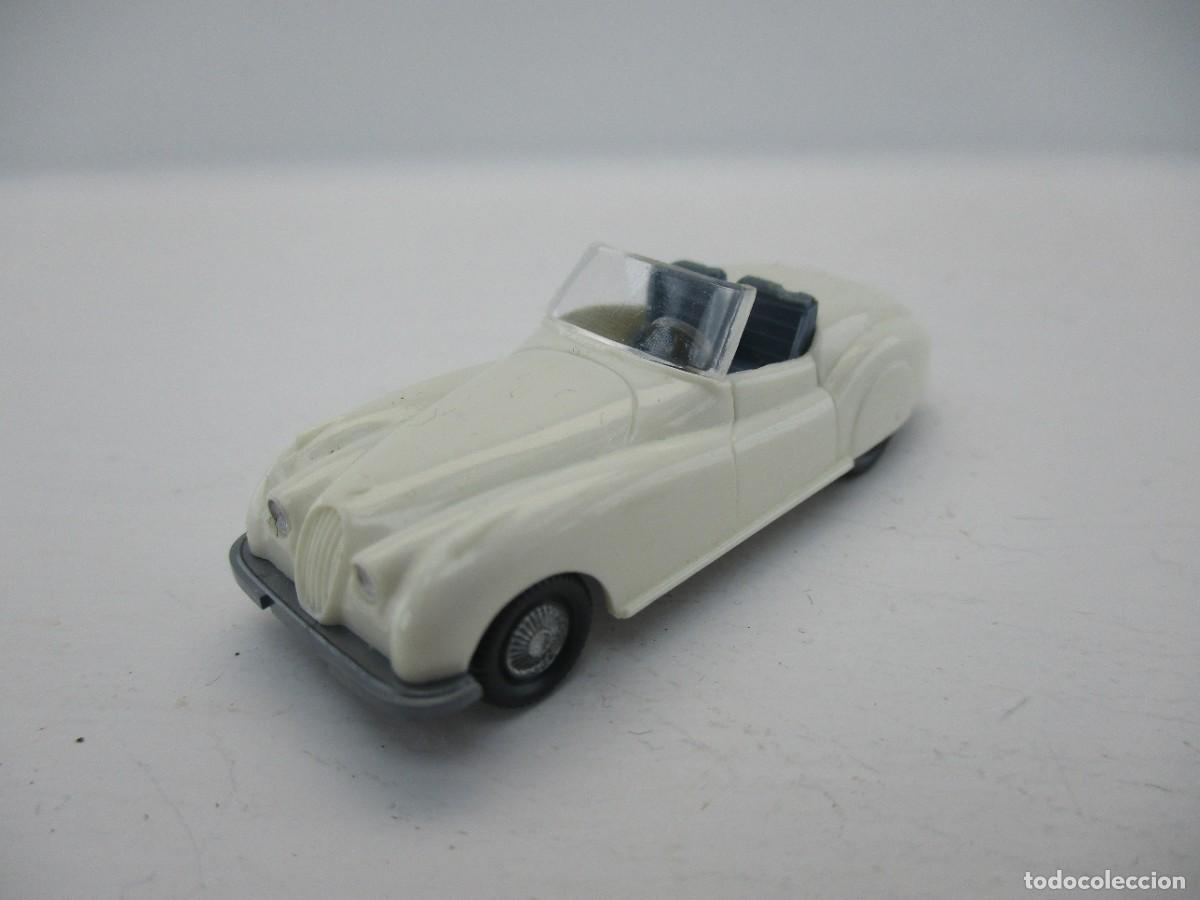 Coches a escala: COCHE ESCALA 1:87 REF B16 - Foto 1