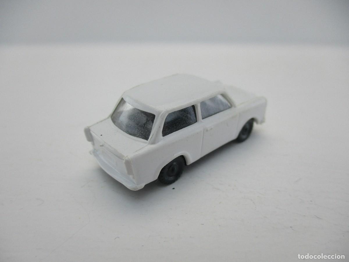 Coches a escala: COCHE ESCALA 1:87 REF B16 - Foto 2