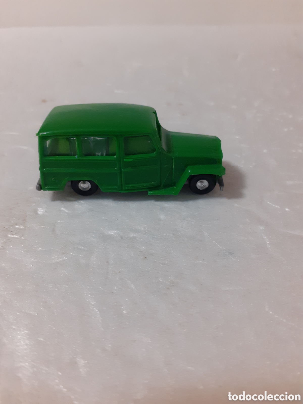 Coches a escala: EKO JEEP WAGON COLOR VERDE - Foto 1
