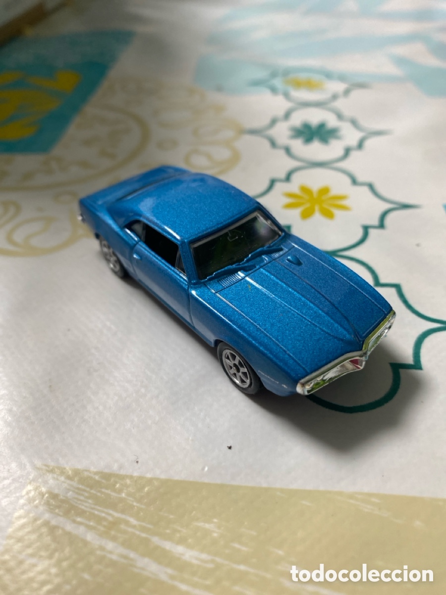 Coches a escala: Coche Pontiac Firebird 1967 escala 1:60 marca Welly