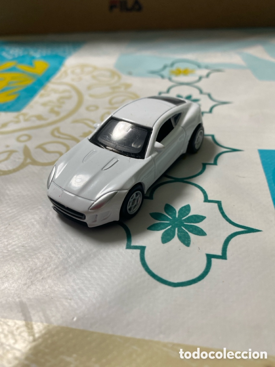 Coches a escala: Coche Jaguar F- Type Coupe escala 1:34 marca Welly