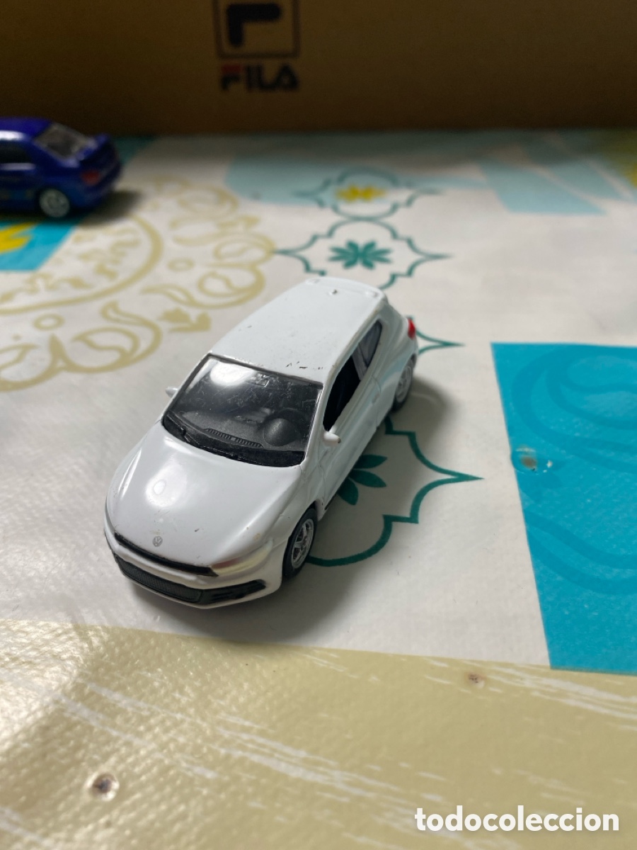 Coches a escala: Coche Wolkswagen Scirocco escala 1:24 marca Welly