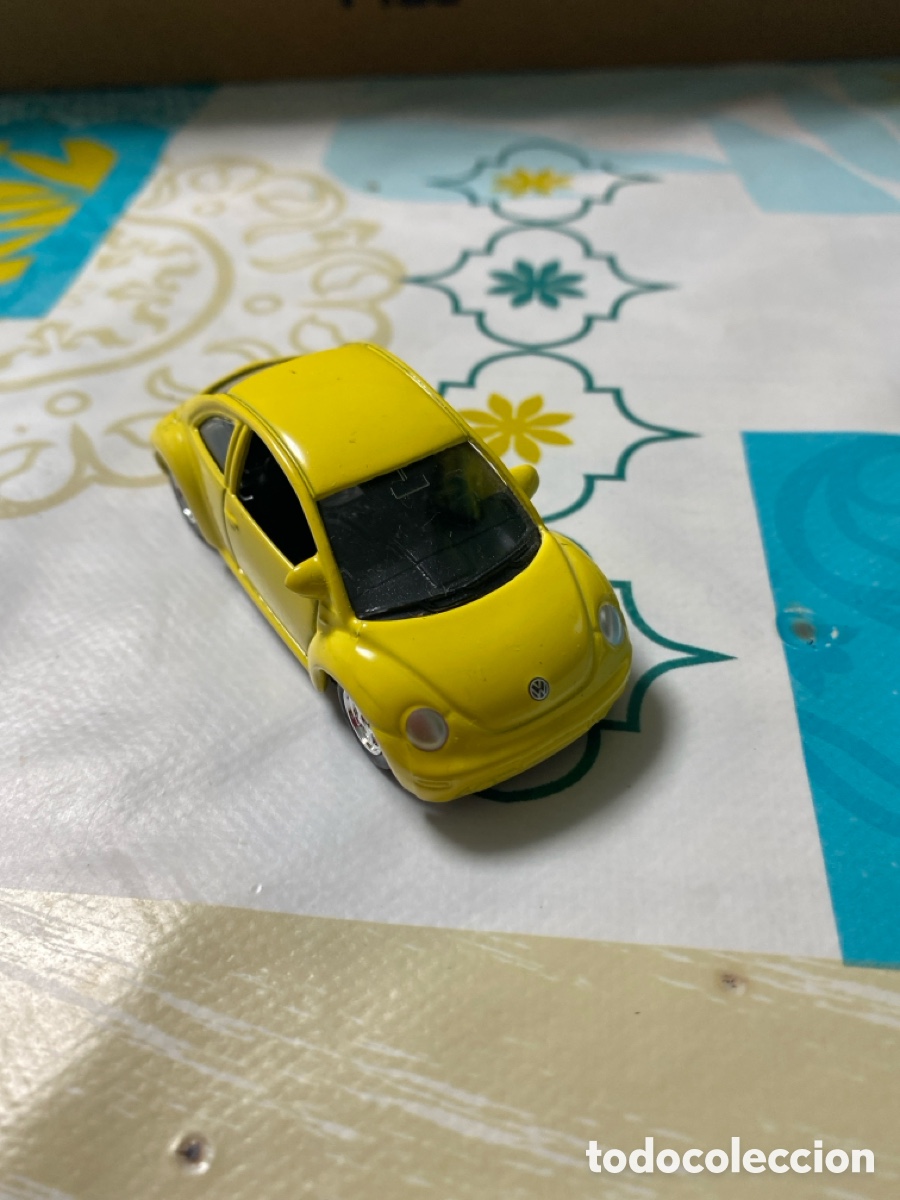 Coches a escala: Coche Wolkwagen New Beetle marca Welly