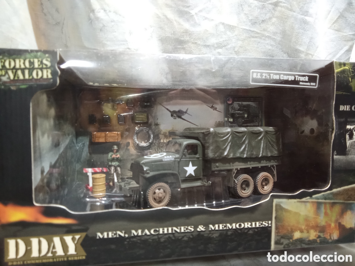 Auto in scala: D-DAY U.S. TON CARGO TRUCK EN CAJA FORCES OF VALOR SIN ABRIR A ESTRENAR