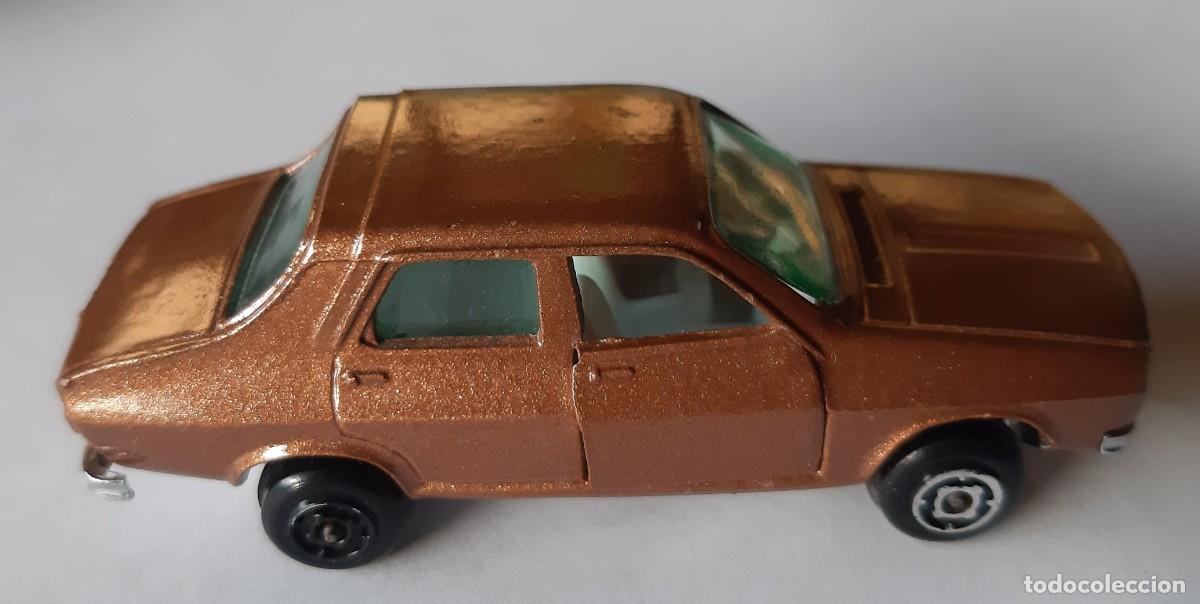 Coches a escala: Guisval. Renault 12S marron - Foto 1