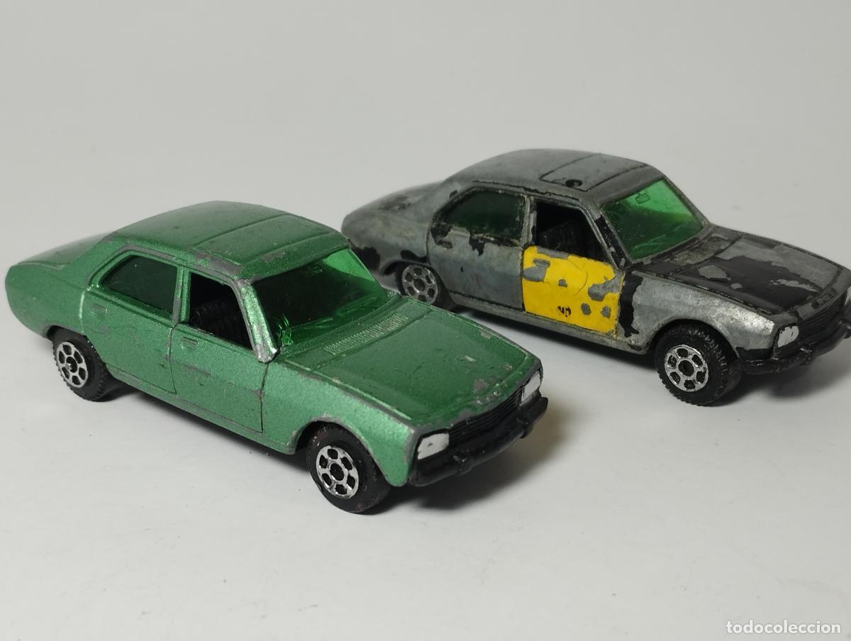 Coches a escala: DESGUACE LOTE DE COCHES PEUGEOT 504 DE PILEN 1,64 CAR IN CHIC