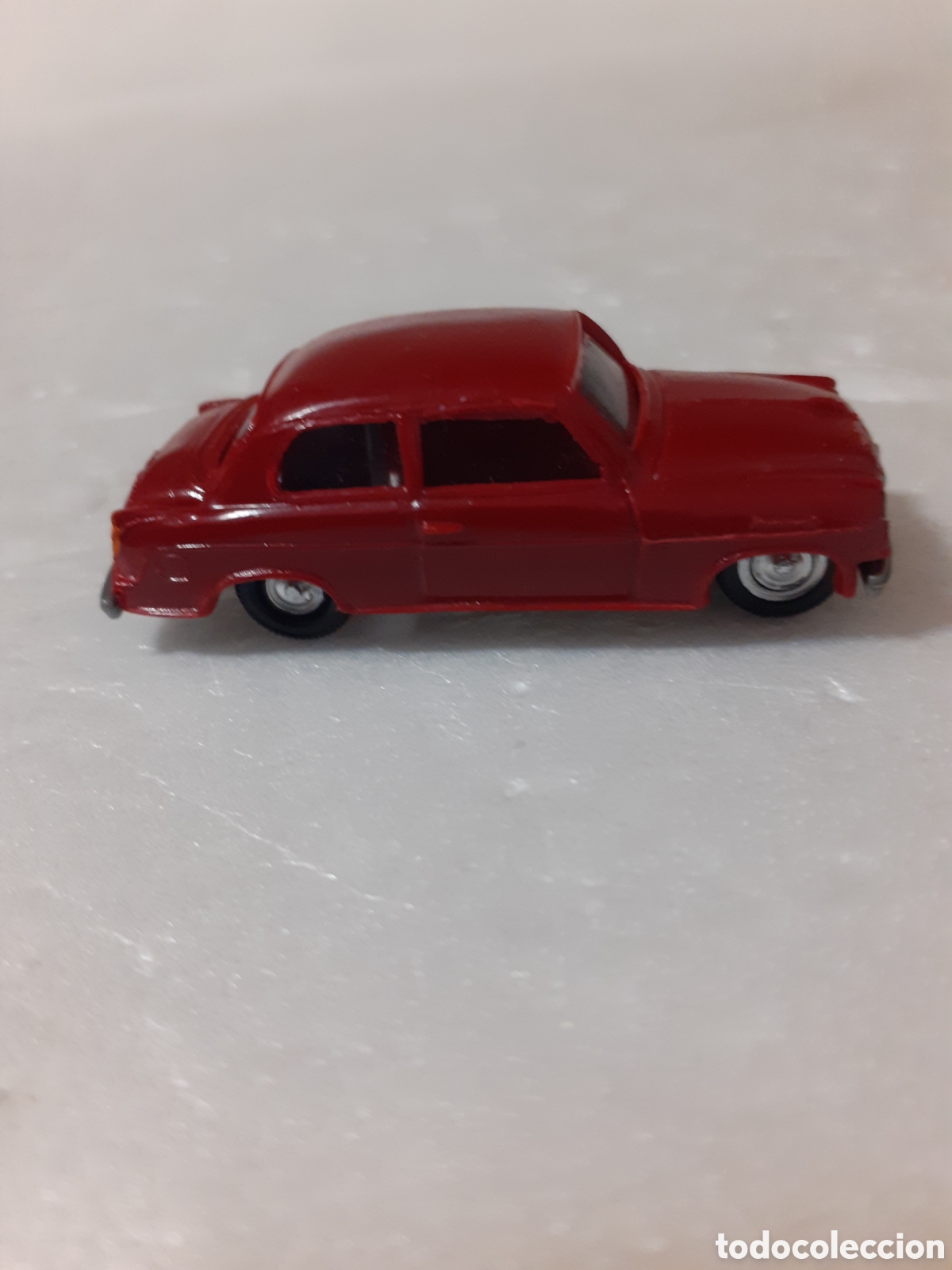 Coches a escala: EKO BORGWARD ISABELLA GRANATE NUEVO - Foto 3