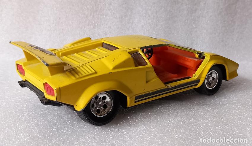 Coches a escala: Lamborghini Countach. Guisval 1/30 - Foto 1