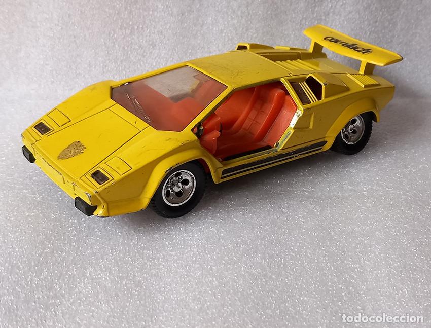 Coches a escala: Lamborghini Countach. Guisval 1/30 - Foto 2