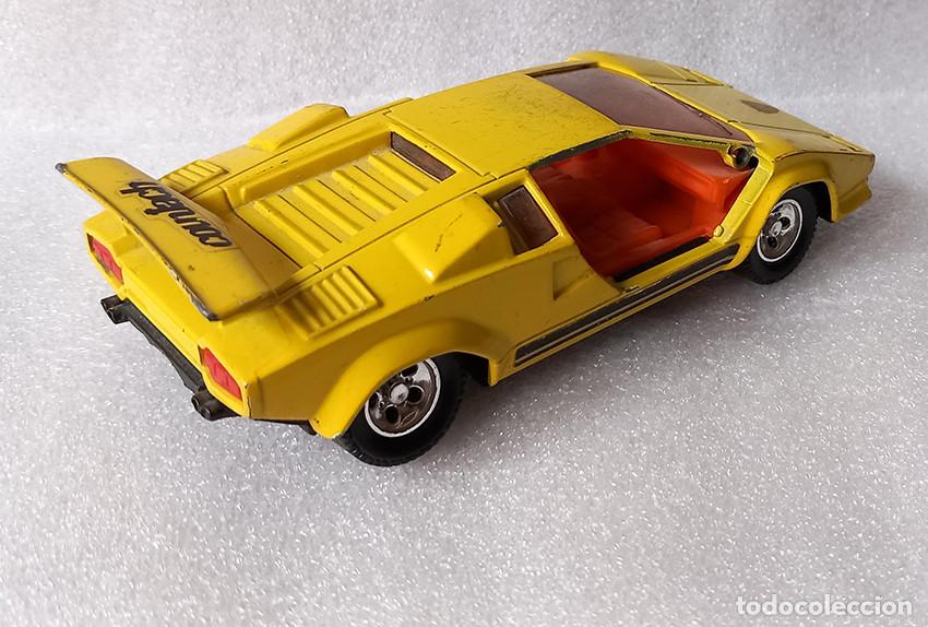 Coches a escala: Lamborghini Countach. Guisval 1/30 - Foto 3