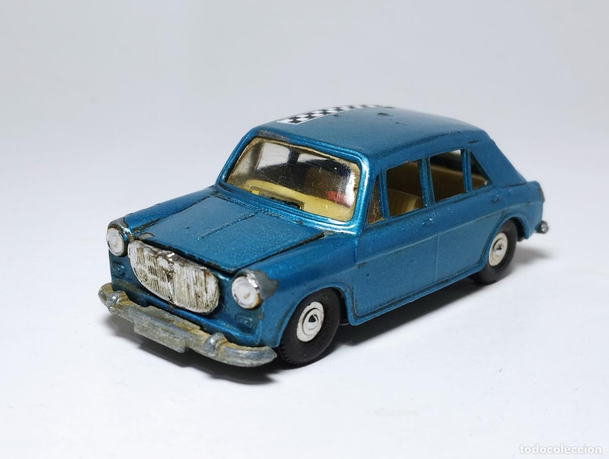 Coches a escala: AUSTIN MORRIS MG 1100 DE LOS PRIMEROS GUISVAL CAMPEON 1,64