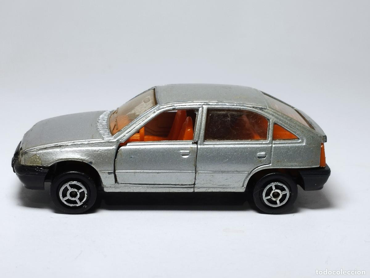 Coches a escala: OPEL KADETT GSI DE GUISVAL CAMPEON 1,64 BUENO MIRA