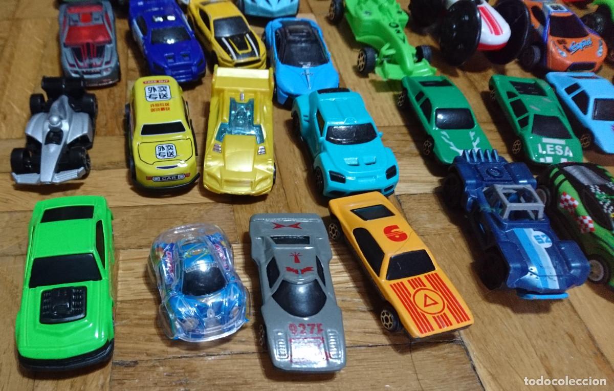 Coches a escala: LOTE DE COCHES Y VEHICULOS VARIADOS - Foto 2