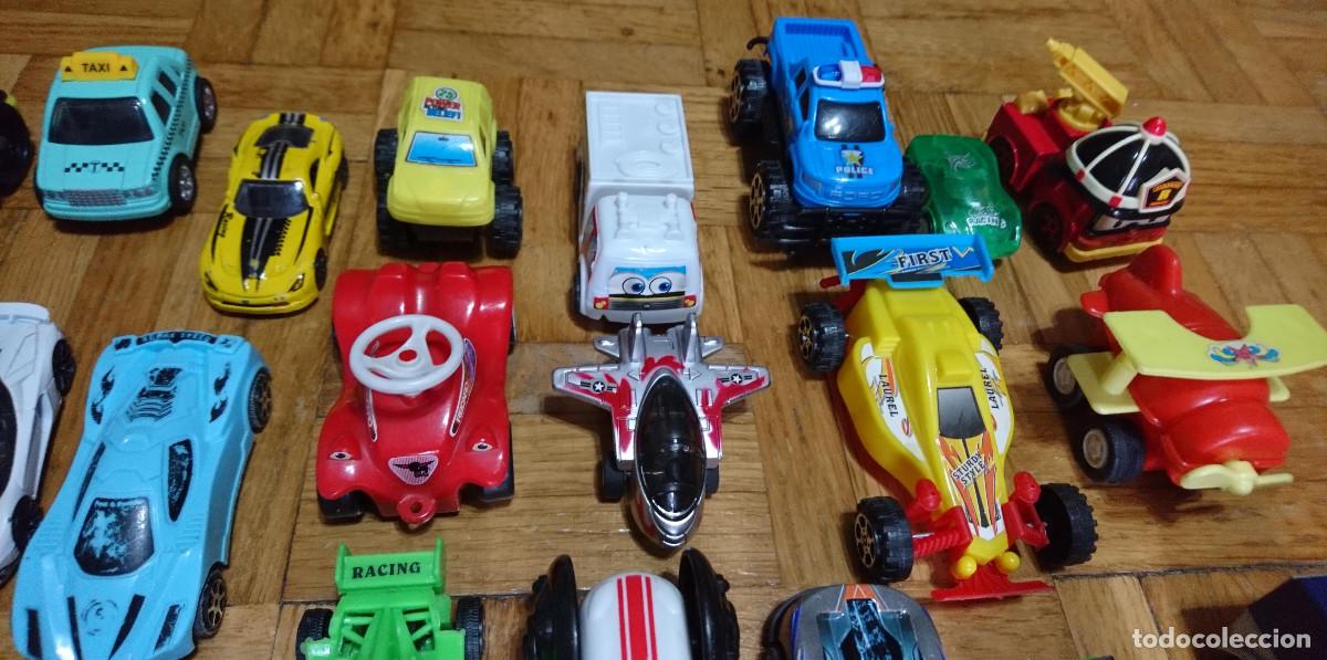 Coches a escala: LOTE DE COCHES Y VEHICULOS VARIADOS - Foto 9