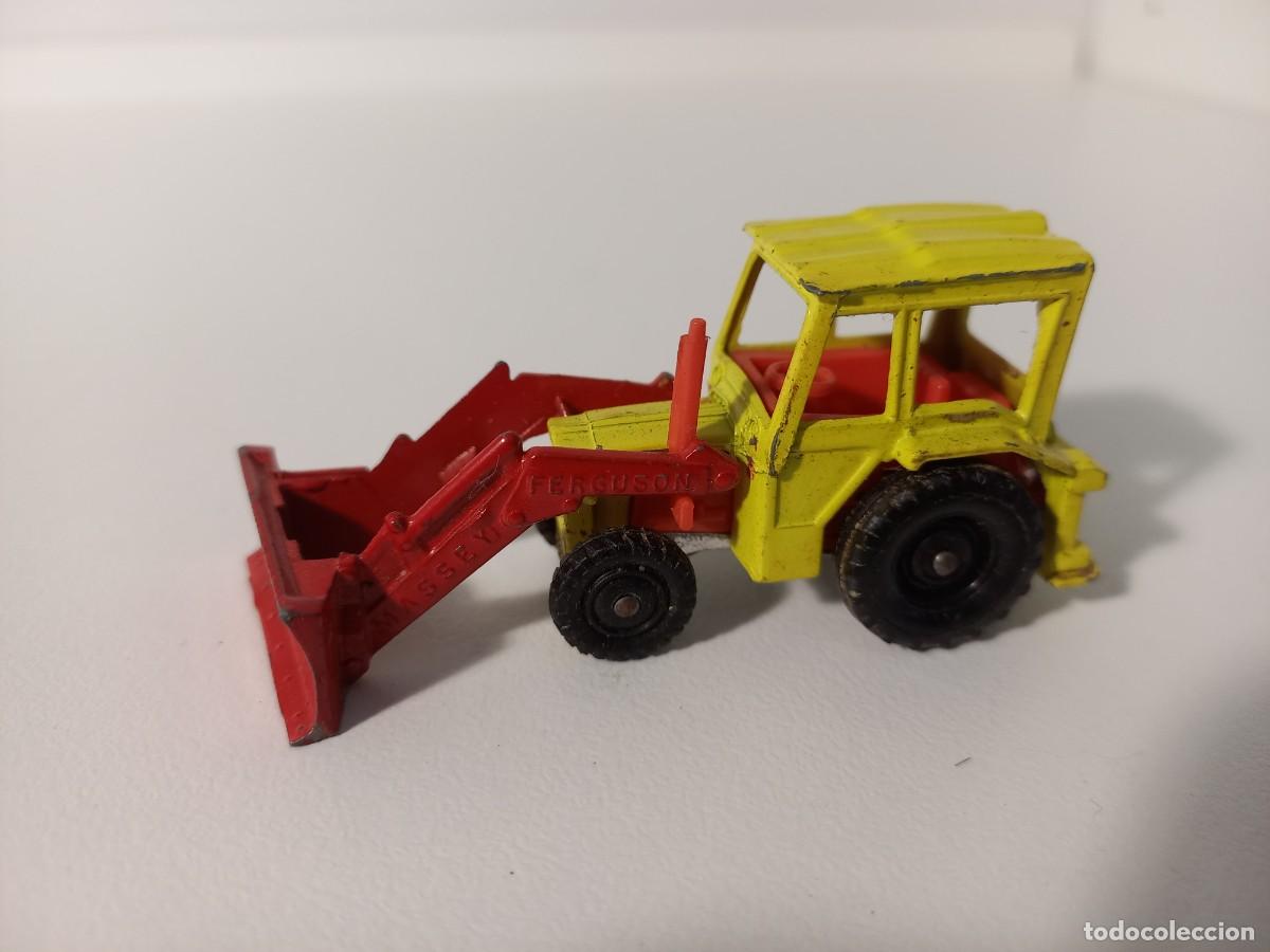 Coches a escala: CORGI JUNIORS &ndash; TRACTOR 3303. N&Uacute;M. 43 - Foto 1