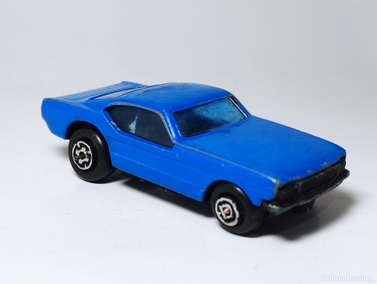 Coches a escala: FORD MUSTANG AZUL GUISVAL CAMPEON 1,64
