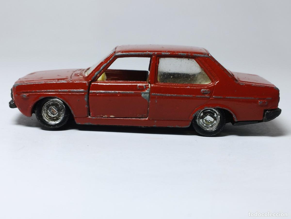 Auto in scala: SEAT 131 E DE LA MARCA MINI MIRA 1,64