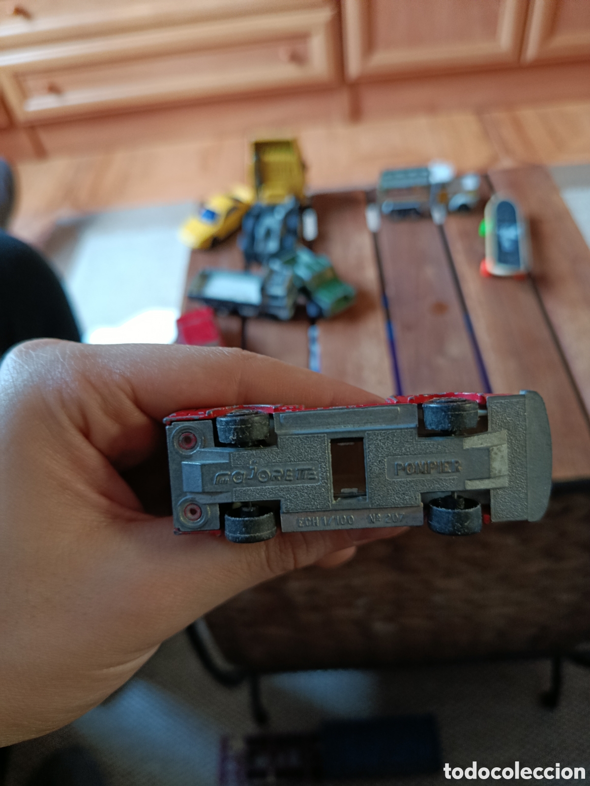Coches a escala: Cami&oacute;n de bomberos en miniatura - Foto 1