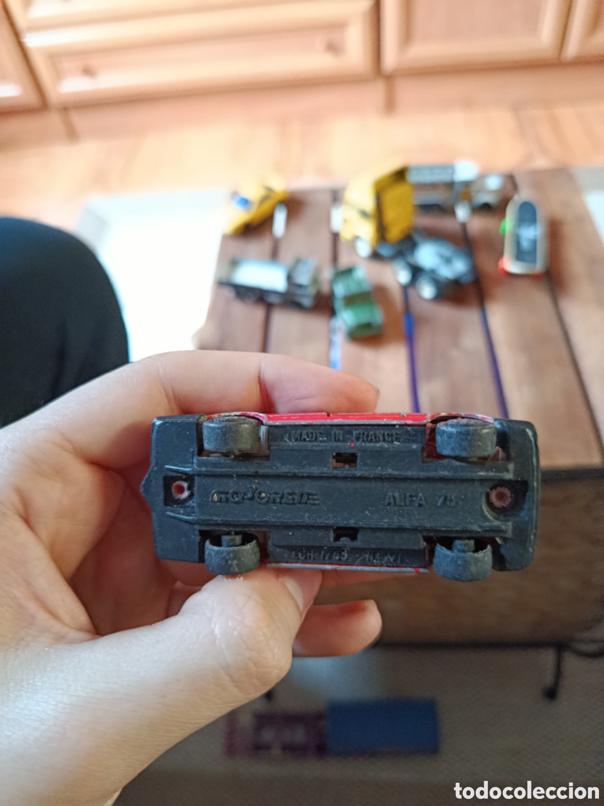 Coches a escala: Alfa romeo 75 en miniatura - Foto 1