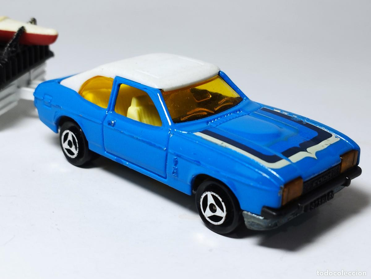 Coches a escala: FORD CAPRI CON REMOLQUE BARCA CANOA LANCHA PIRAGUA DE MAJORETTE 1,64 MUY BUENO