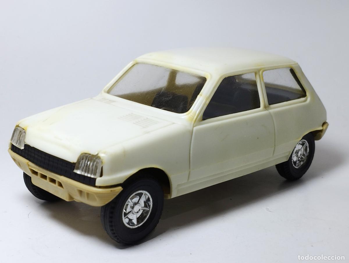 Modellautos: RENAULT 5 BLANCO DE GOZAN .BUENO,BUENO.