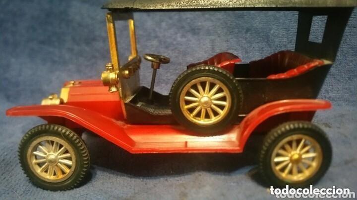 Coches a escala: Coche antiguo 1912 Coup&eacute; Ford T - Foto 2