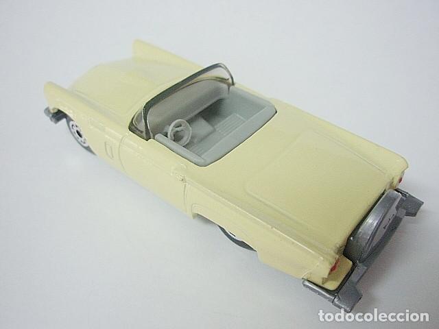 Coches a escala: MATCHBOX MB042 C * 42 FORD THUNDERBIRD DEL 1957 - Foto 3