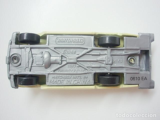 Coches a escala: MATCHBOX MB042 C * 42 FORD THUNDERBIRD DEL 1957 - Foto 4