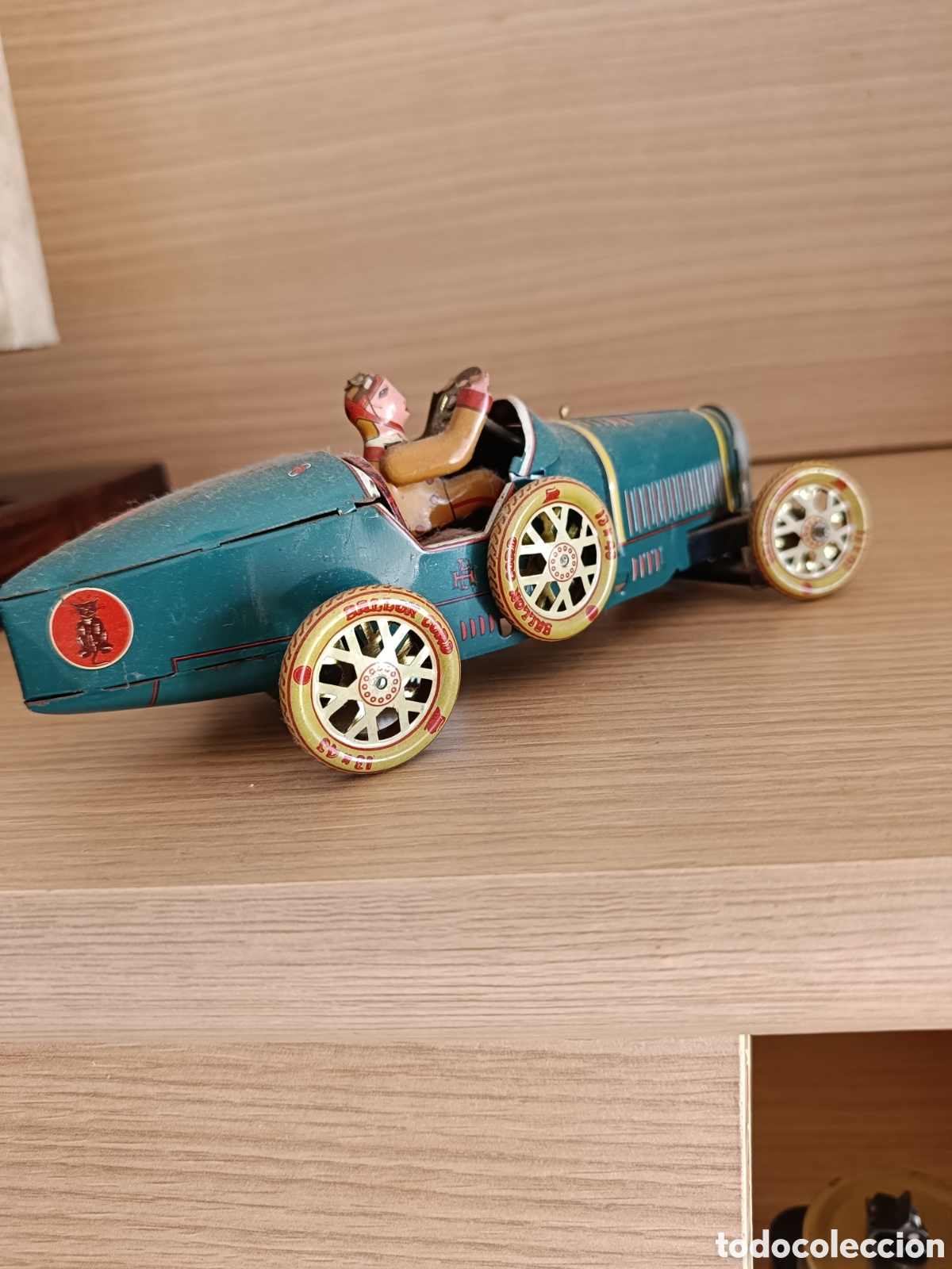 Coches a escala: Auto de juguete de Esta&ntilde;o Paya Bugati - Foto 2