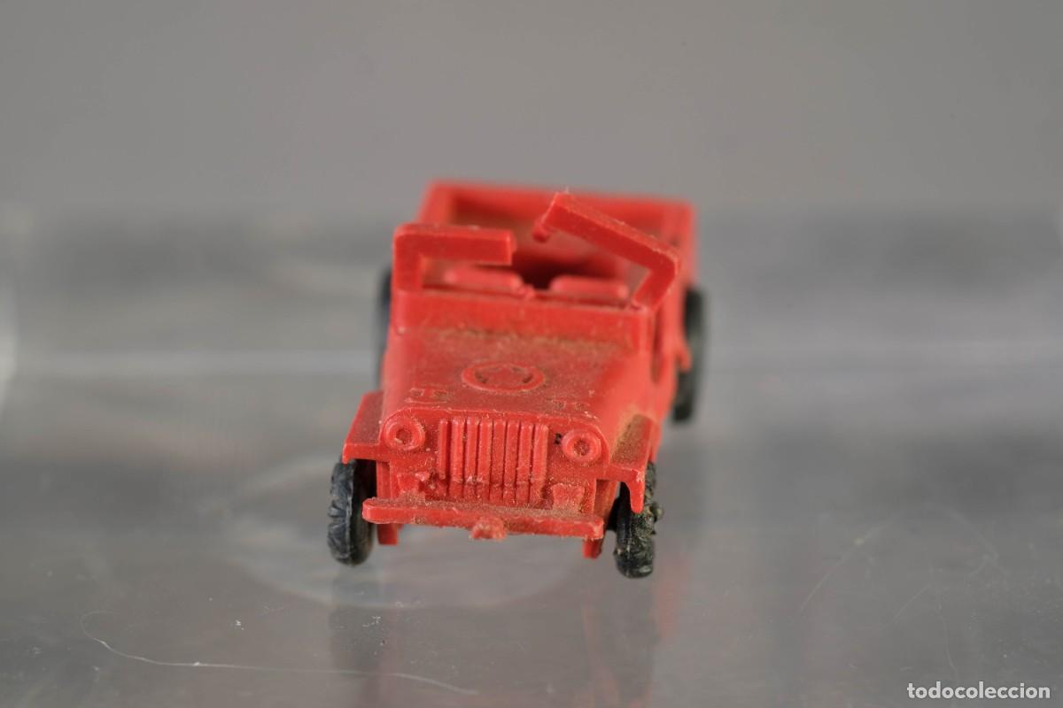 Coches a escala: COCHE JEEP EN MINIATURA DE PL&Aacute;STICO - Foto 2