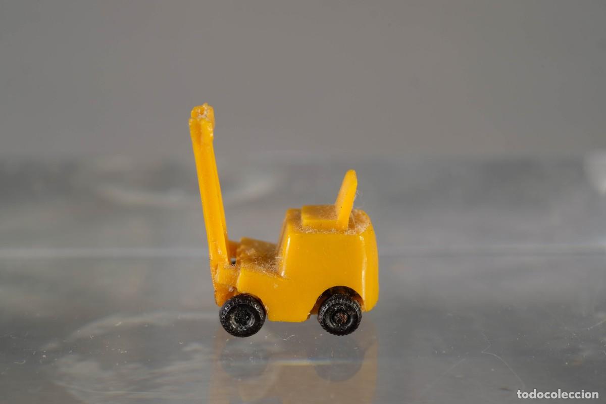 Coches a escala: CARRETILLA MINICARS ARMAX N&ordm; 24 DE PL&Aacute;STICO - Foto 1