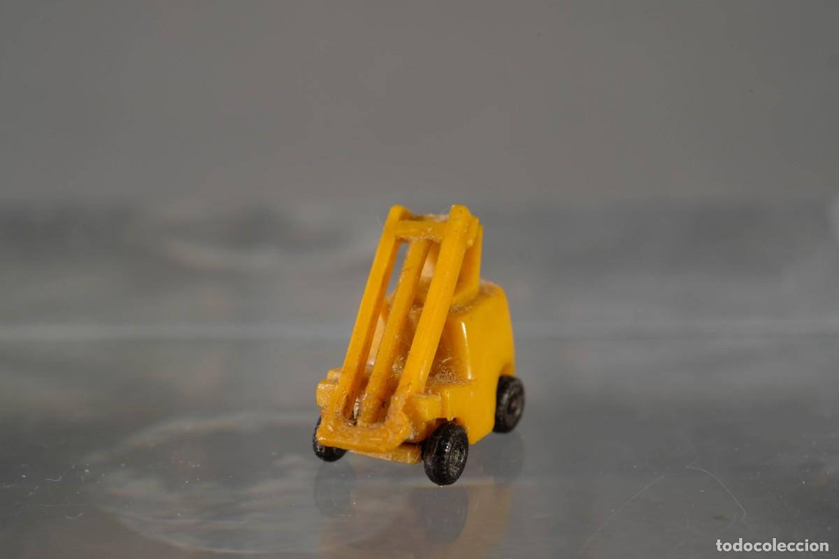 Coches a escala: CARRETILLA MINICARS ARMAX N&ordm; 24 DE PL&Aacute;STICO - Foto 2