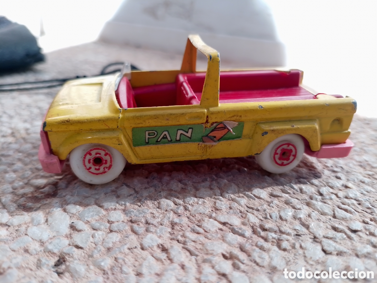 Coches a escala: El coche antiguo de la casa guisval espa&ntilde;a