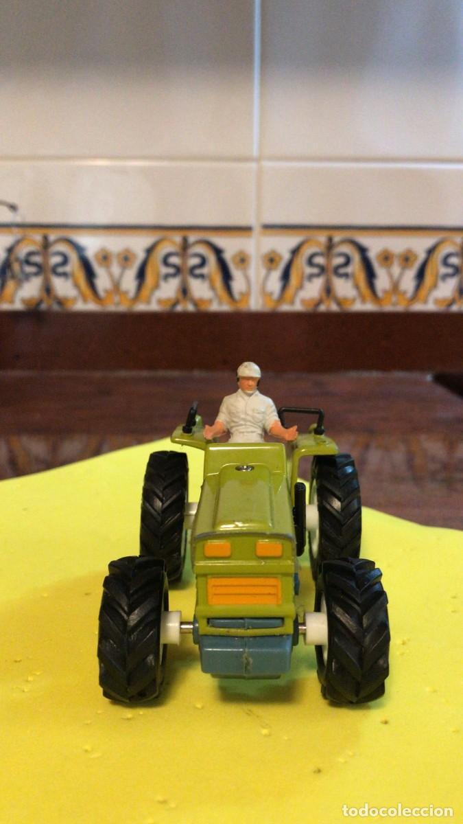 Coches a escala: Tractor met&aacute;lico 10x07 - Foto 2
