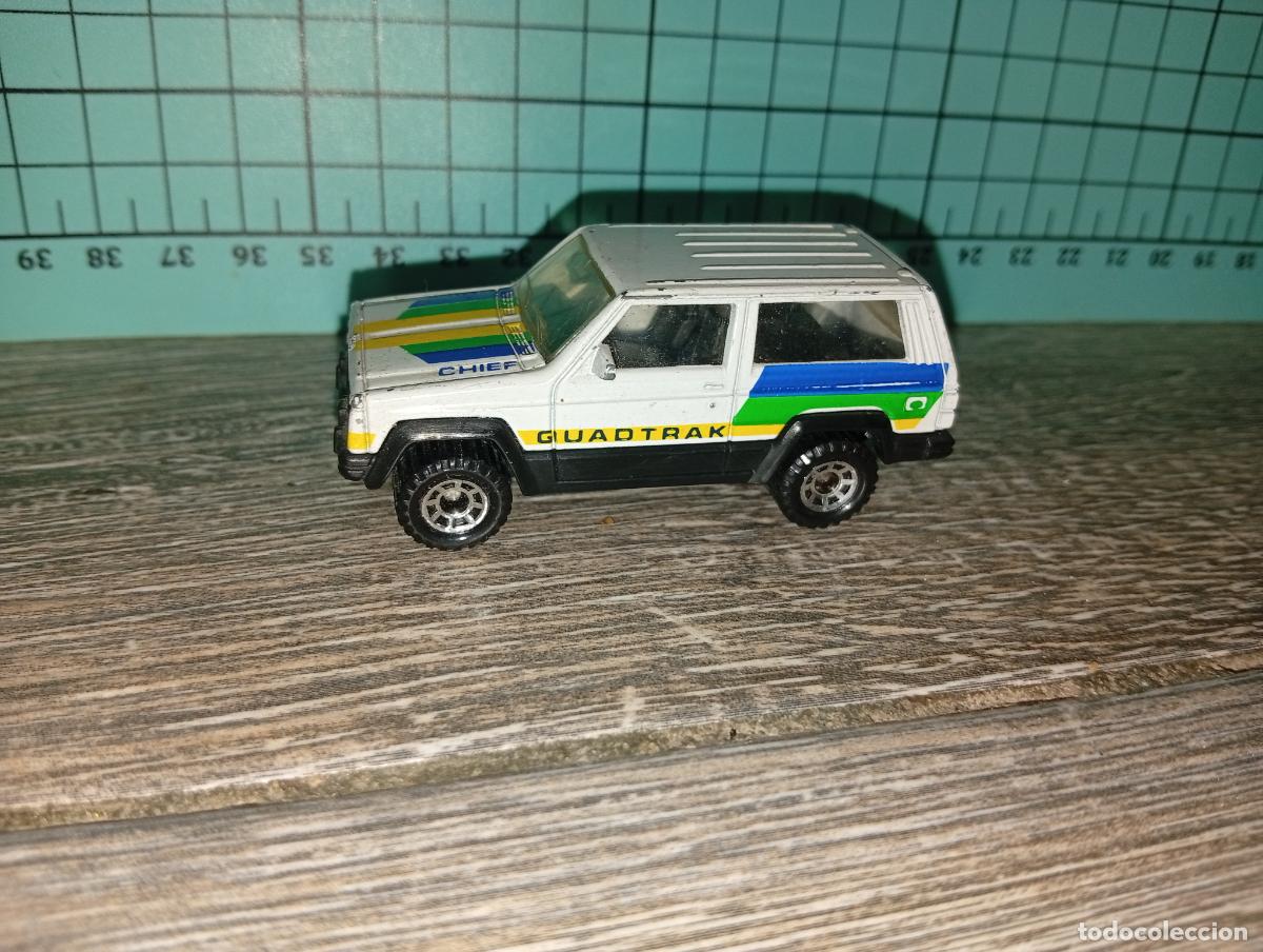 Coches a escala: Coche Jeep Cherokee Matchbox - Foto 5