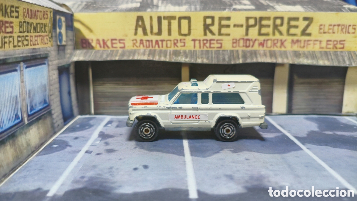 Coches a escala: MAJORETTE - Ambulance - Foto 3