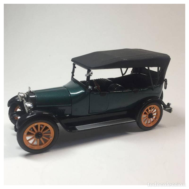 Voitures &agrave; l'&eacute;chelle: 1917 REO TOURING COLOR VERDE. SIGNATURE MODELS ESCALA 1:32. SIN CAJA (32305)
