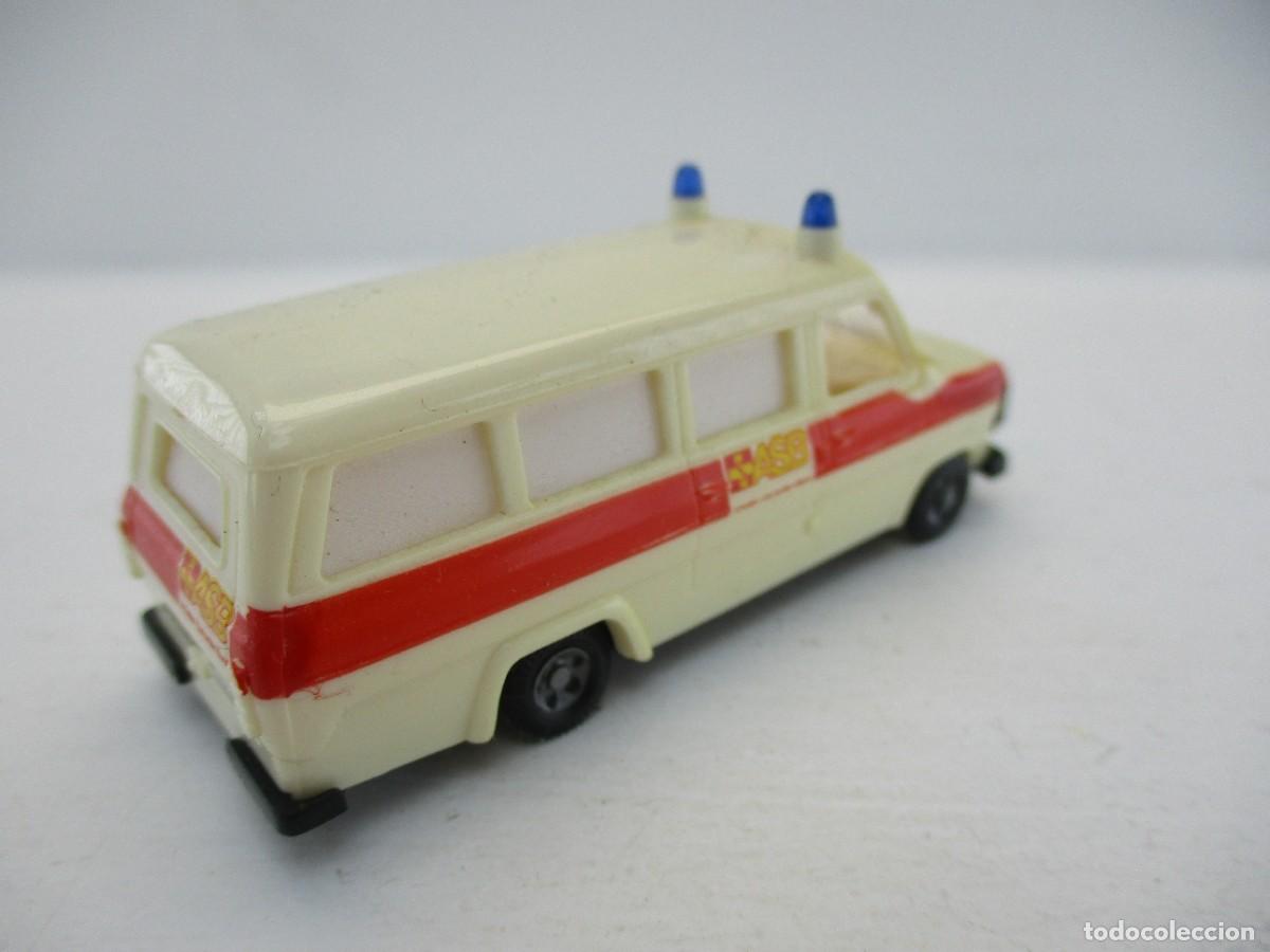 Coches a escala: COCHE ESCALA 1:87 REF C-3 - Foto 2