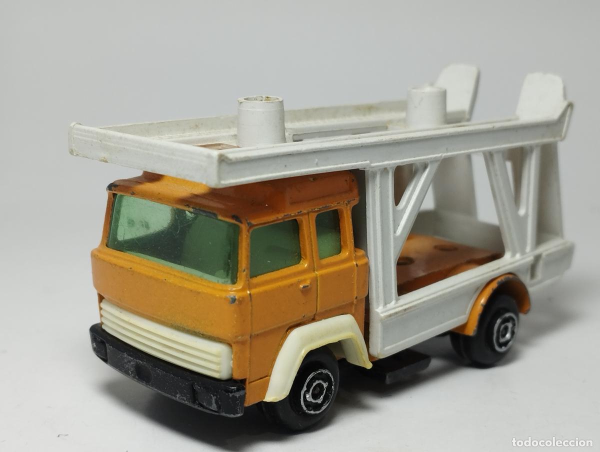 Coches a escala: CAMION MAGIRUS DEUTZ TRANSPORTE COCHES PORTACOCHES DE GUISVAL CAMPEON 1,64